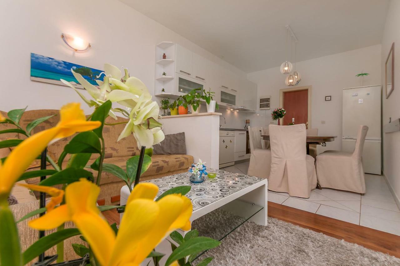 Apartments Zdenka Omiš Kültér fotó