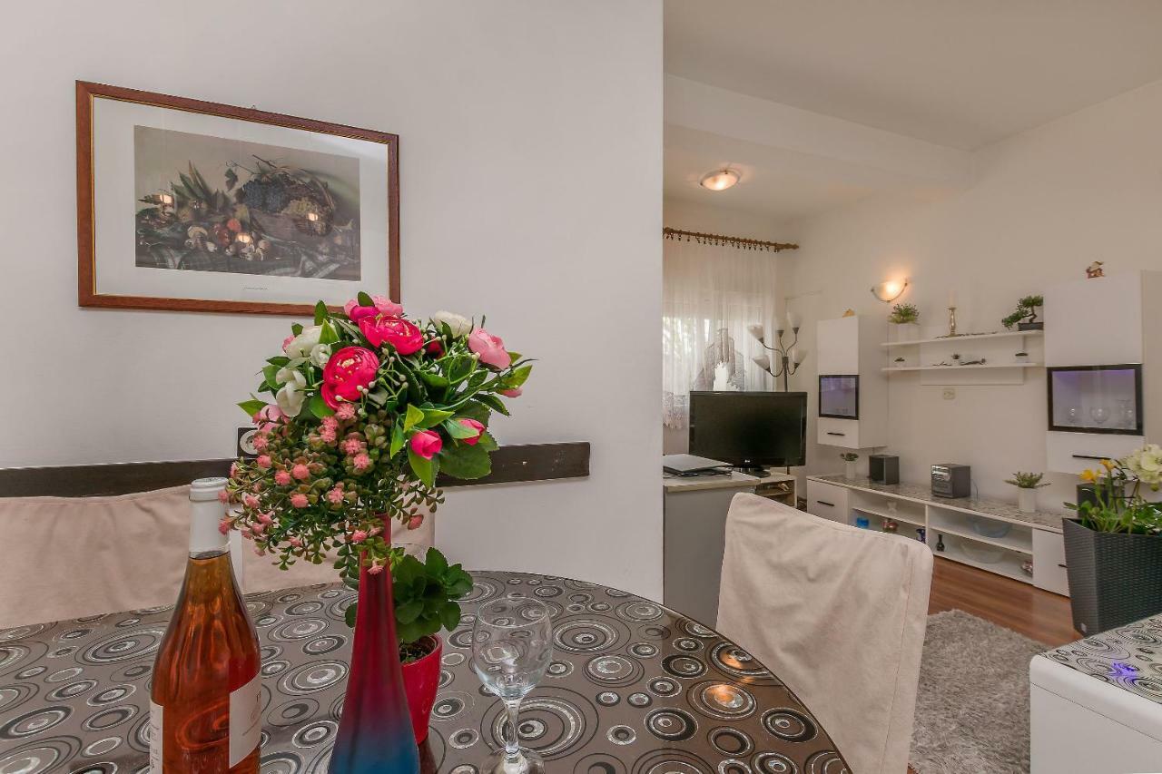 Apartments Zdenka Omiš Kültér fotó